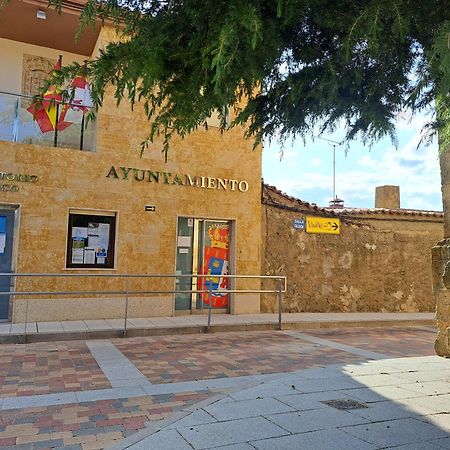 Castellanos de Villiquera Vinarius, Posada Rural المظهر الخارجي الصورة