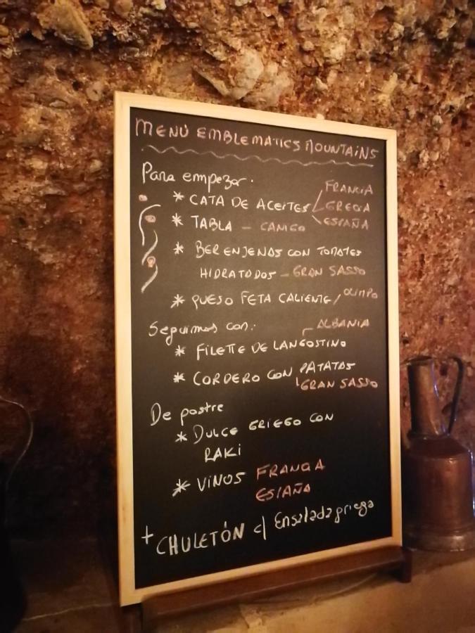Castellanos de Villiquera Vinarius, Posada Rural المظهر الخارجي الصورة