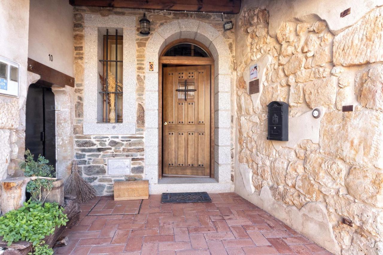 Castellanos de Villiquera Vinarius, Posada Rural المظهر الخارجي الصورة