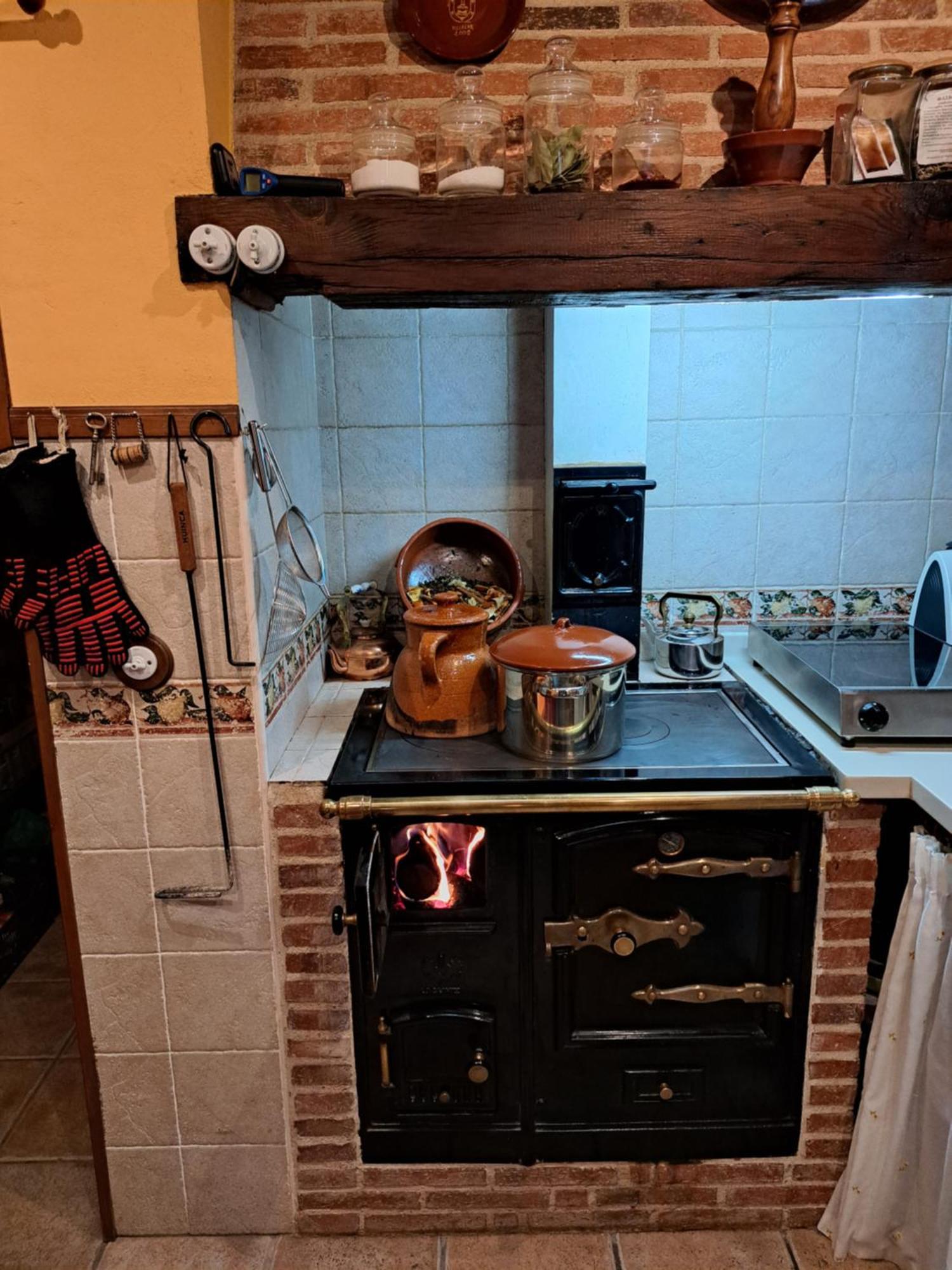 Castellanos de Villiquera Vinarius, Posada Rural المظهر الخارجي الصورة